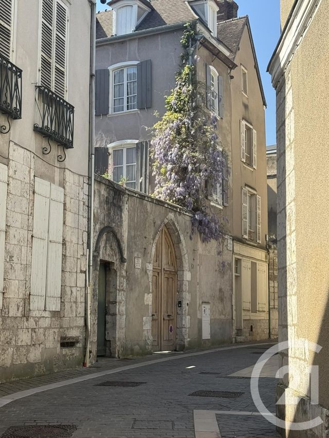 Appartement F2 &agrave; louer - 2 pi&egrave;ces - 48,52 m2 - Chartres - 28 - CENTRE