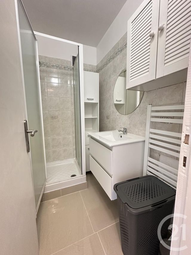 Appartement T2 &agrave; louer - 2 pi&egrave;ces - 44,19 m2 - Chartres - 28 - CENTRE