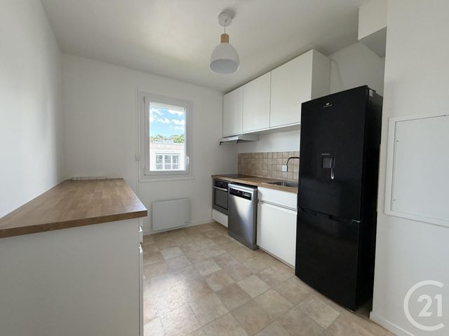 Appartement F2 &agrave; louer - 2 pi&egrave;ces - 50,44 m2 - Chartres - 28 - CENTRE