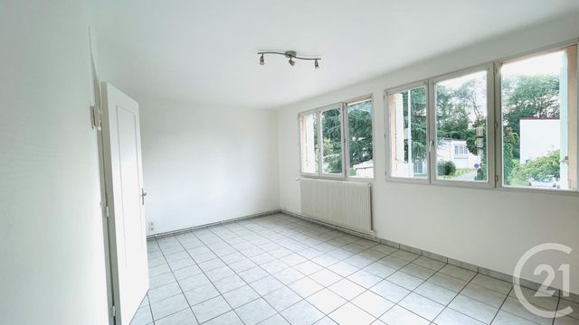 Appartement Duplex &agrave; louer - 2 pi&egrave;ces - 31,08 m2 - Chartres - 28 - CENTRE