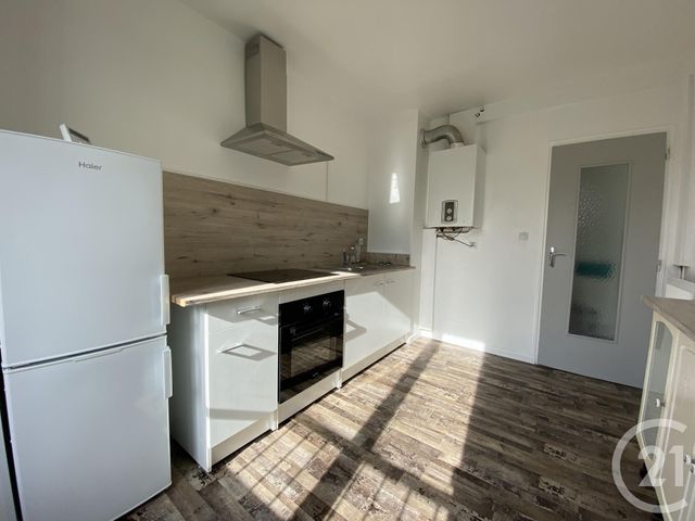 Appartement F2 &agrave; louer - 2 pi&egrave;ces - 51,12 m2 - Luce - 28 - CENTRE
