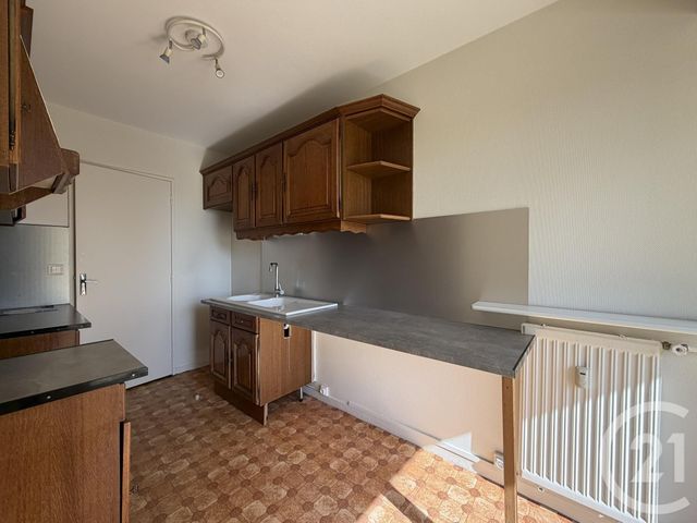Appartement F3 &agrave; louer - 3 pi&egrave;ces - 64,81 m2 - Chartres - 28 - CENTRE