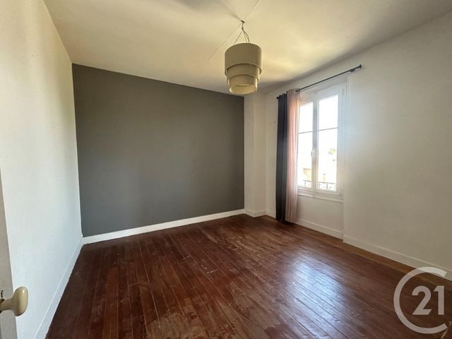 Maison &agrave; louer - 7 pi&egrave;ces - 135,79 m2 - Luisant - 28 - CENTRE