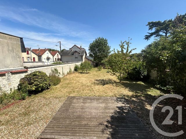 Maison &agrave; louer - 7 pi&egrave;ces - 135,79 m2 - Luisant - 28 - CENTRE