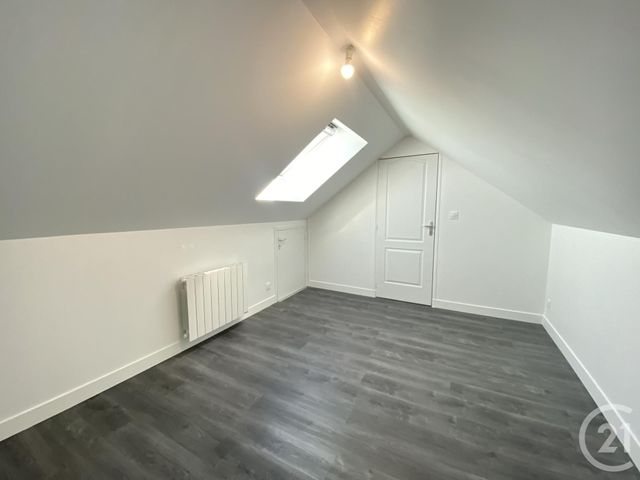 Maison &agrave; louer - 5 pi&egrave;ces - 74,39 m2 - Chartres - 28 - CENTRE
