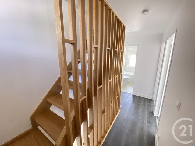 Maison &agrave; louer - 5 pi&egrave;ces - 74,39 m2 - Chartres - 28 - CENTRE