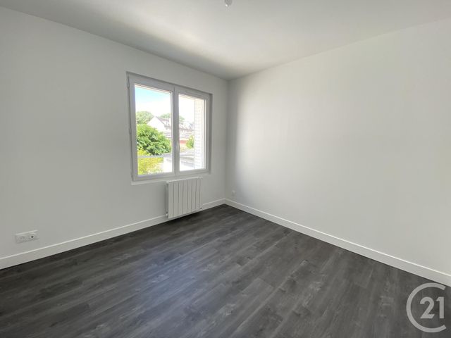 Maison &agrave; louer - 5 pi&egrave;ces - 74,39 m2 - Chartres - 28 - CENTRE