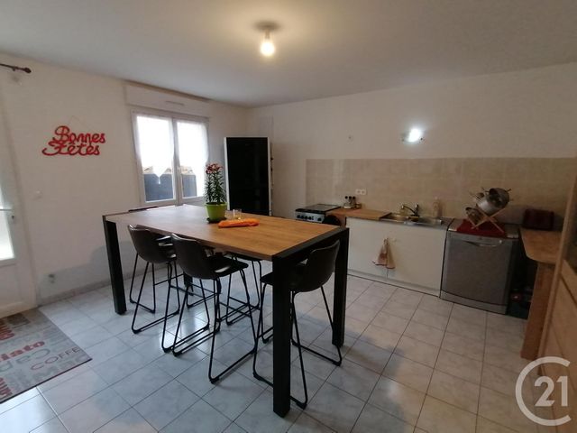 Maison &agrave; louer - 4 pi&egrave;ces - 121,58 m2 - Leves - 28 - CENTRE
