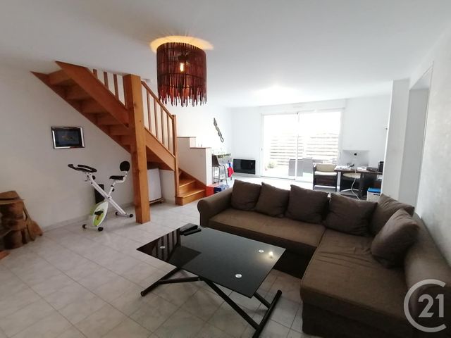 Maison &agrave; louer - 4 pi&egrave;ces - 121,58 m2 - Leves - 28 - CENTRE