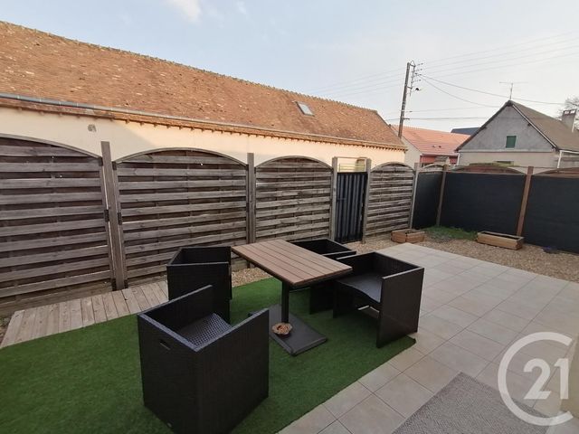 Maison &agrave; louer - 4 pi&egrave;ces - 121,58 m2 - Leves - 28 - CENTRE