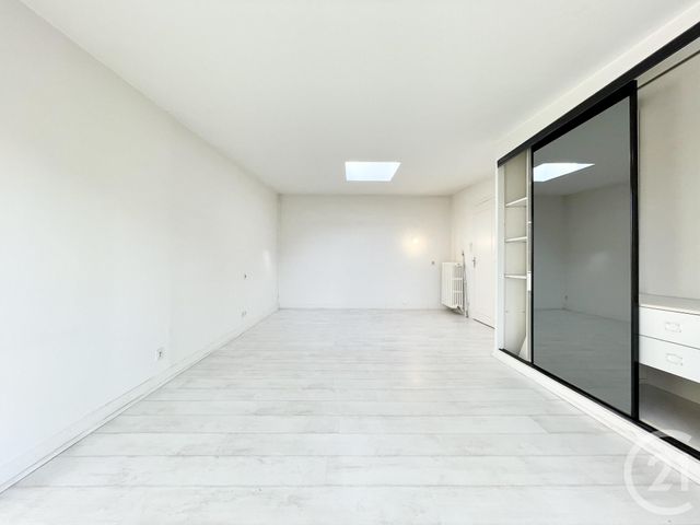 Maison &agrave; louer - 4 pi&egrave;ces - 111,10 m2 - Chartres - 28 - CENTRE
