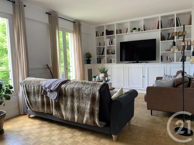 Appartement Triplex &agrave; louer - 5 pi&egrave;ces - 114,46 m2 - Chartres - 28 - CENTRE