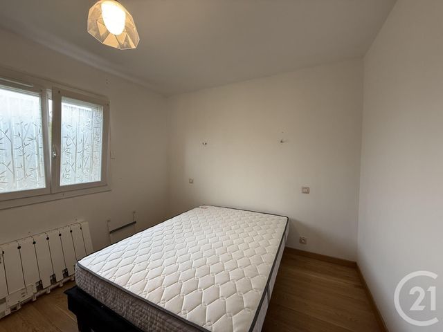 Maison &agrave; louer - 5 pi&egrave;ces - 96,61 m2 - Barjouville - 28 - CENTRE