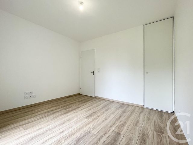 Appartement T2 &agrave; louer - 2 pi&egrave;ces - 40,63 m2 - Chartres - 28 - CENTRE