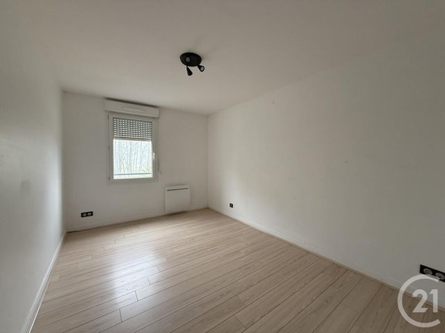 Appartement F3 &agrave; louer - 3 pi&egrave;ces - 72,24 m2 - Chartres - 28 - CENTRE