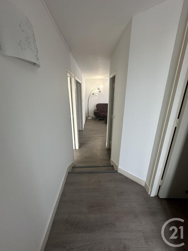 Appartement T2 &agrave; louer - 2 pi&egrave;ces - 43,99 m2 - Chartres - 28 - CENTRE