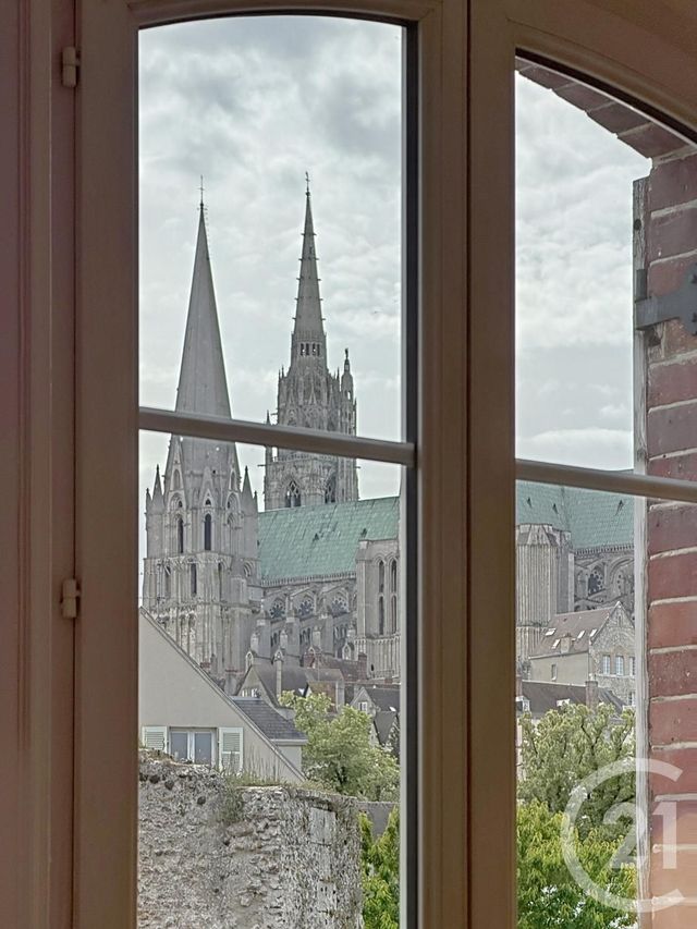 Appartement F4 &agrave; vendre - 4 pi&egrave;ces - 82 m2 - 28 - CENTRE