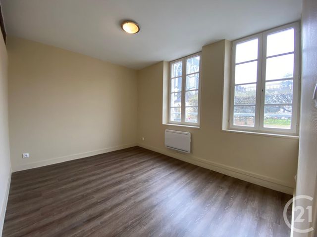 Appartement F2 &agrave; louer - 2 pi&egrave;ces - 38,32 m2 - Chartres - 28 - CENTRE