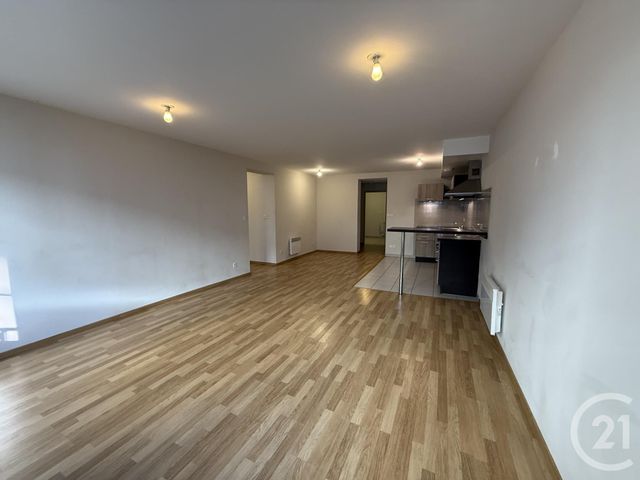Appartement F2 &agrave; louer - 2 pi&egrave;ces - 71,75 m2 - Chartres - 28 - CENTRE