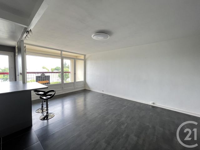 Appartement F2 &agrave; louer - 2 pi&egrave;ces - 52,63 m2 - Chartres - 28 - CENTRE