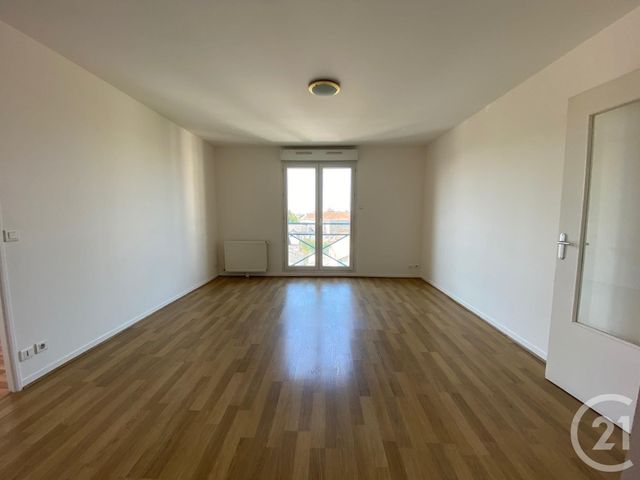 Appartement F3 &agrave; louer - 3 pi&egrave;ces - 53,08 m2 - Chartres - 28 - CENTRE