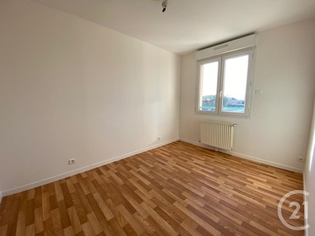 Appartement F3 &agrave; louer - 3 pi&egrave;ces - 53,08 m2 - Chartres - 28 - CENTRE