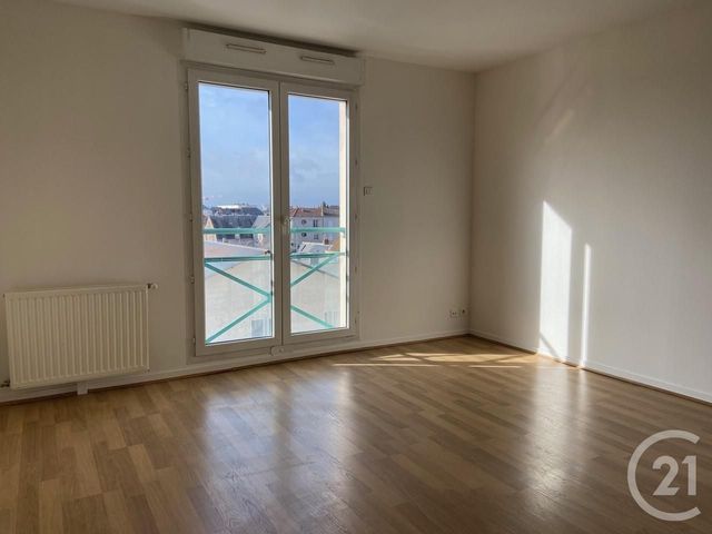 Appartement F3 &agrave; louer - 3 pi&egrave;ces - 53,08 m2 - Chartres - 28 - CENTRE