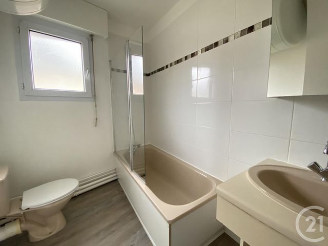 Appartement F1 &agrave; louer - 1 pi&egrave;ce - 23,38 m2 - Chartres - 28 - CENTRE