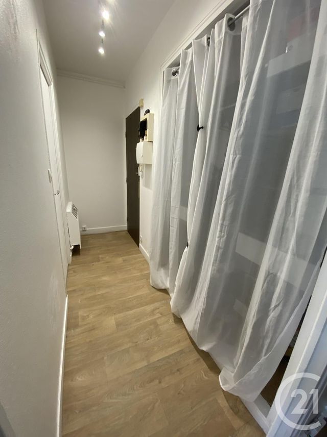 Appartement F1 &agrave; louer - 1 pi&egrave;ce - 29,15 m2 - Chartres - 28 - CENTRE