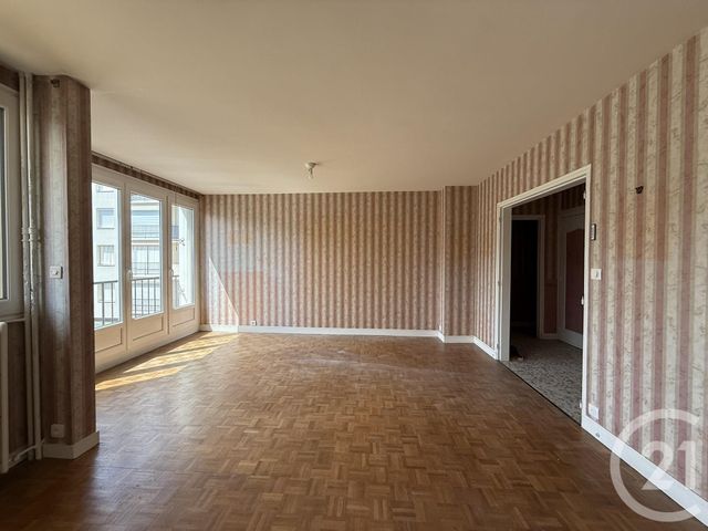 Appartement F3 &agrave; louer - 3 pi&egrave;ces - 65,84 m2 - Chartres - 28 - CENTRE