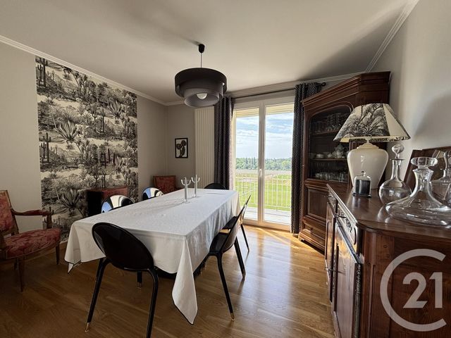 Appartement F5 &agrave; vendre - 5 pi&egrave;ces - 101,40 m2 - Chartres - 28 - CENTRE