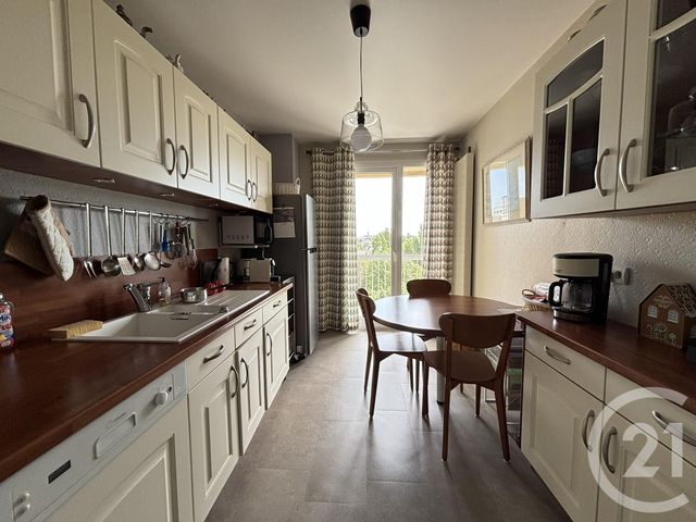 Appartement F5 &agrave; vendre - 5 pi&egrave;ces - 101,40 m2 - Chartres - 28 - CENTRE