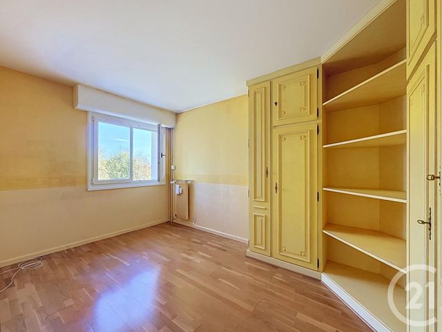 Appartement &agrave; vendre - 4 pi&egrave;ces - 81,16 m2 - Chartres - 28 - CENTRE