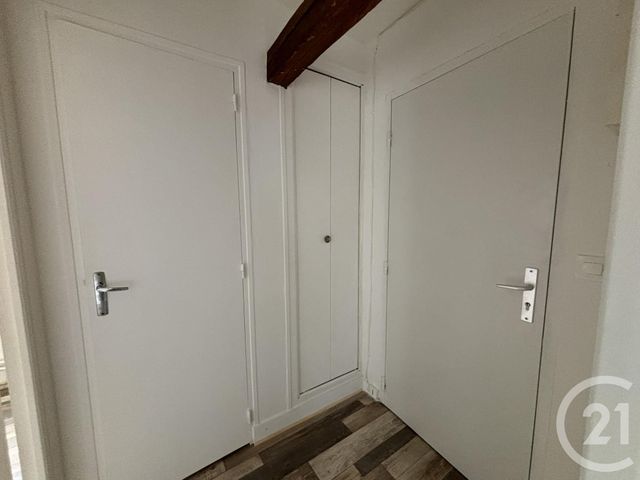Appartement F2 &agrave; louer - 2 pi&egrave;ces - 45,64 m2 - Chartres - 28 - CENTRE