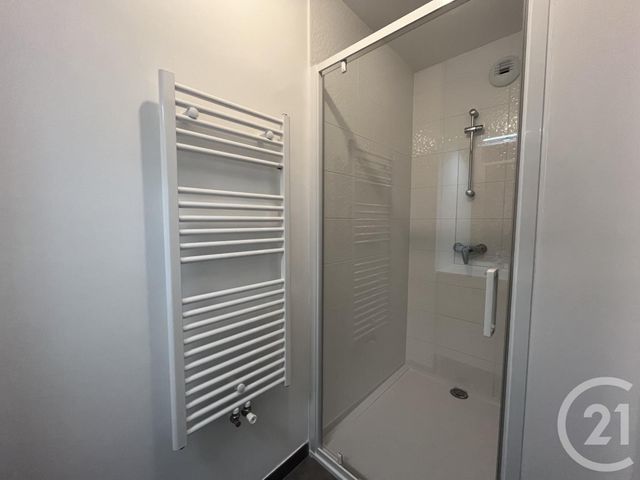 Appartement F4 &agrave; louer - 4 pi&egrave;ces - 73,20 m2 - Chartres - 28 - CENTRE
