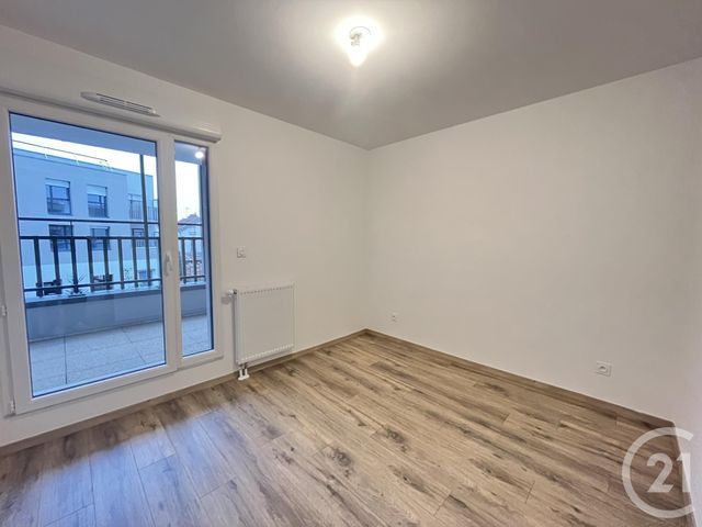 Appartement F4 &agrave; louer - 4 pi&egrave;ces - 73,20 m2 - Chartres - 28 - CENTRE