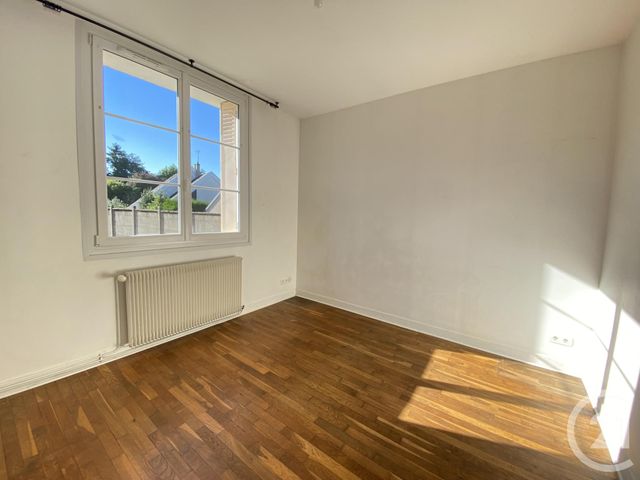 Appartement F2 &agrave; louer - 2 pi&egrave;ces - 35,10 m2 - Chartres - 28 - CENTRE