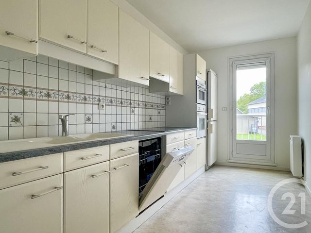 Appartement F3 &agrave; louer - 3 pi&egrave;ces - 74 m2 - Chartres - 28 - CENTRE