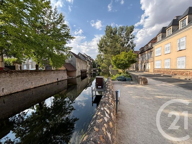 Appartement F4 &agrave; louer - 4 pi&egrave;ces - 86,95 m2 - Chartres - 28 - CENTRE