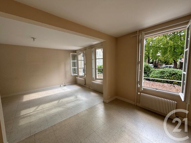 Appartement F4 &agrave; louer - 4 pi&egrave;ces - 86,95 m2 - Chartres - 28 - CENTRE