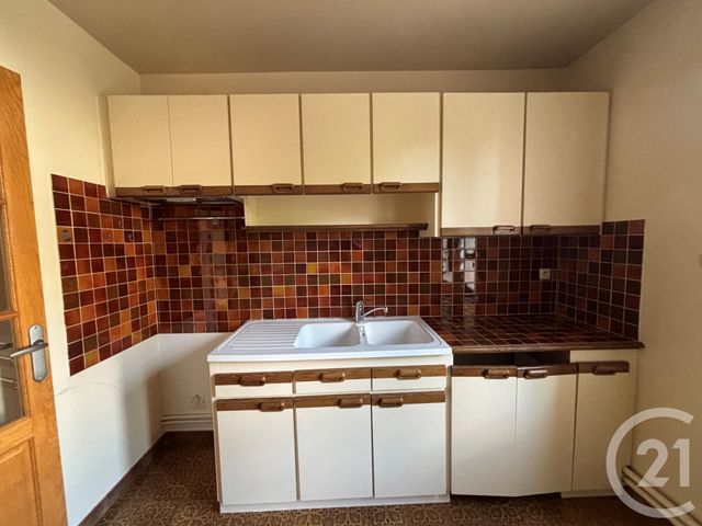 Appartement F4 &agrave; louer - 4 pi&egrave;ces - 86,95 m2 - Chartres - 28 - CENTRE