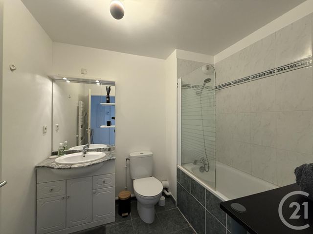 Appartement F2 &agrave; louer - 2 pi&egrave;ces - 49,29 m2 - Leves - 28 - CENTRE