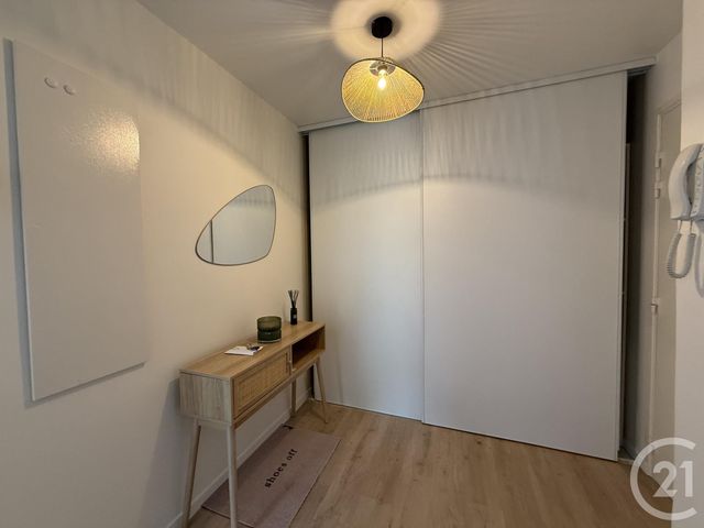 Appartement F2 &agrave; louer - 2 pi&egrave;ces - 49,29 m2 - Leves - 28 - CENTRE