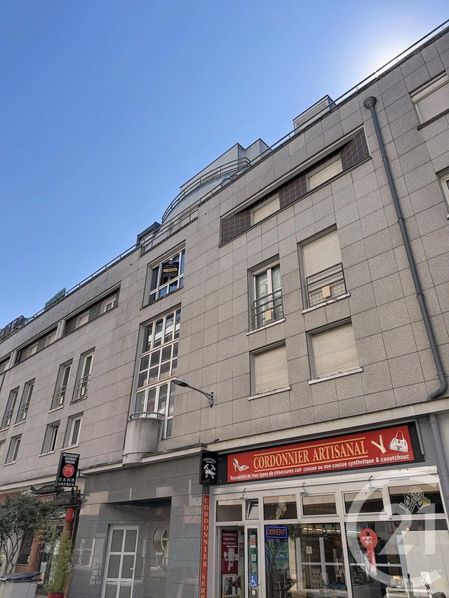 Appartement F5 &agrave; vendre - 4 pi&egrave;ces - 97 m2 - Chartres - 28 - CENTRE