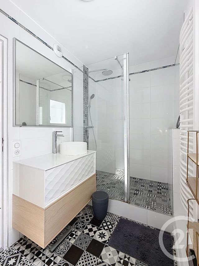 Appartement F5 &agrave; vendre - 4 pi&egrave;ces - 97 m2 - Chartres - 28 - CENTRE