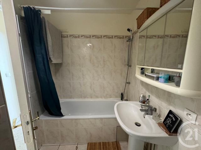 Appartement F2 &agrave; louer - 2 pi&egrave;ces - 36,50 m2 - Chartres - 28 - CENTRE