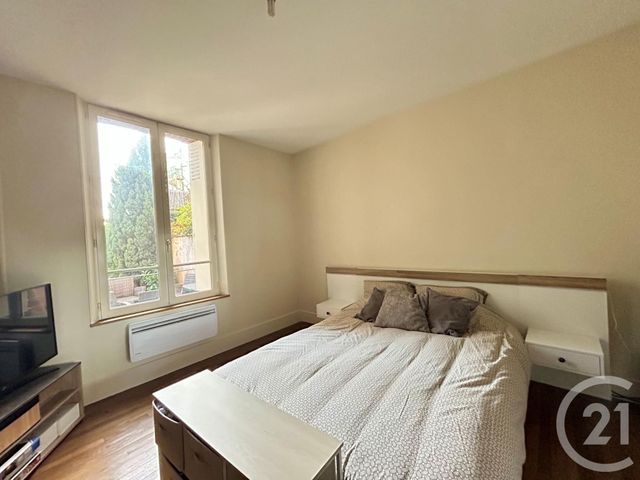 Appartement F3 &agrave; louer - 3 pi&egrave;ces - 48,81 m2 - Chartres - 28 - CENTRE