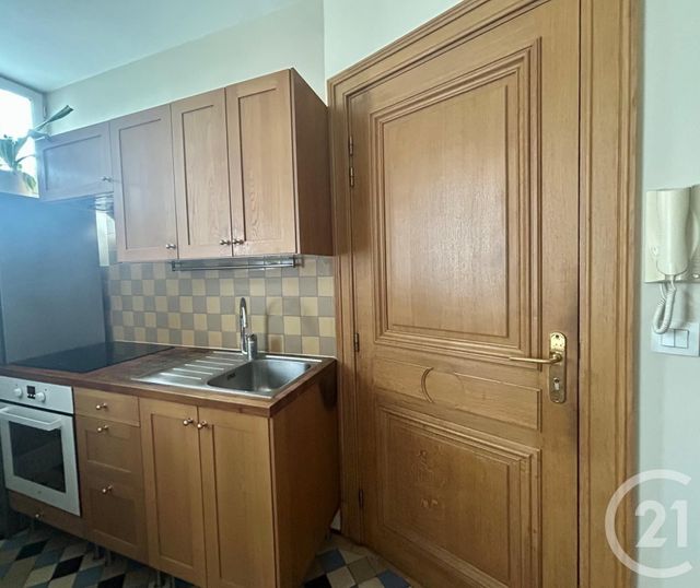 Appartement F3 &agrave; louer - 3 pi&egrave;ces - 48,81 m2 - Chartres - 28 - CENTRE