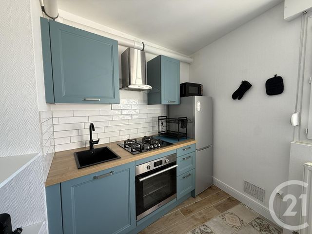 Appartement F2 &agrave; louer - 2 pi&egrave;ces - 48,64 m2 - Chartres - 28 - CENTRE