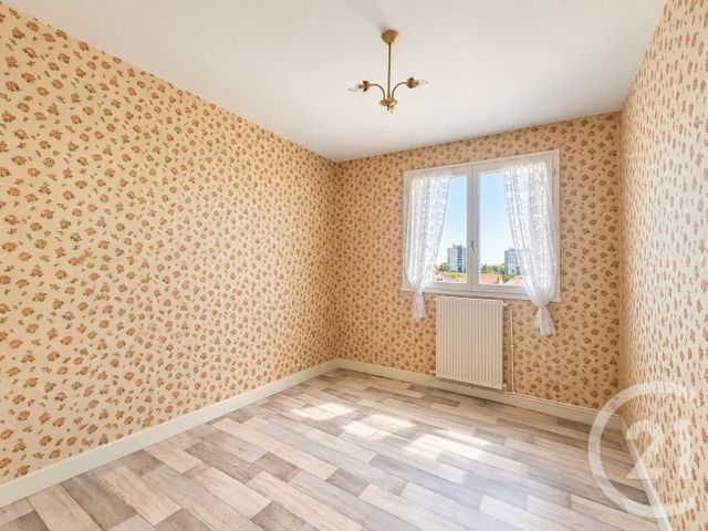 Appartement F2 bis &agrave; vendre - 4 pi&egrave;ces - 67,14 m2 - Chartres - 28 - CENTRE